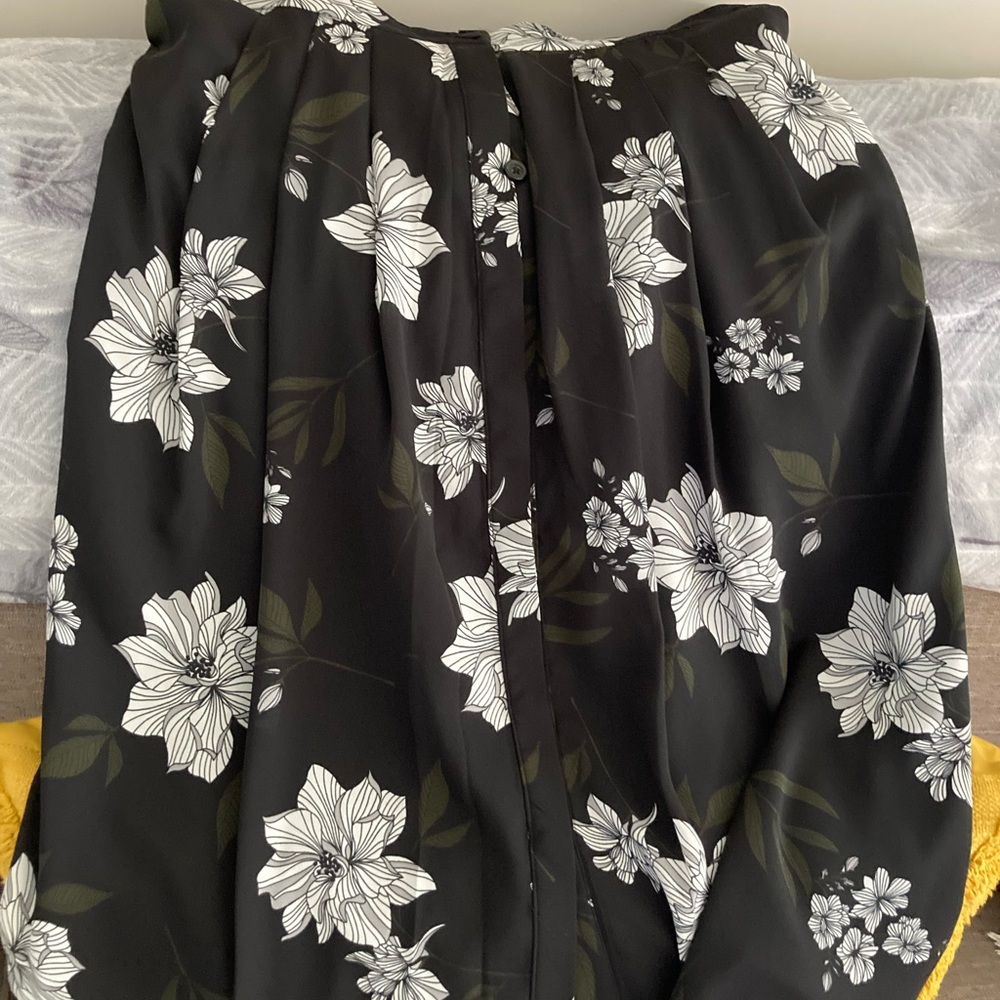 Banana Republic Size 4 Skirt